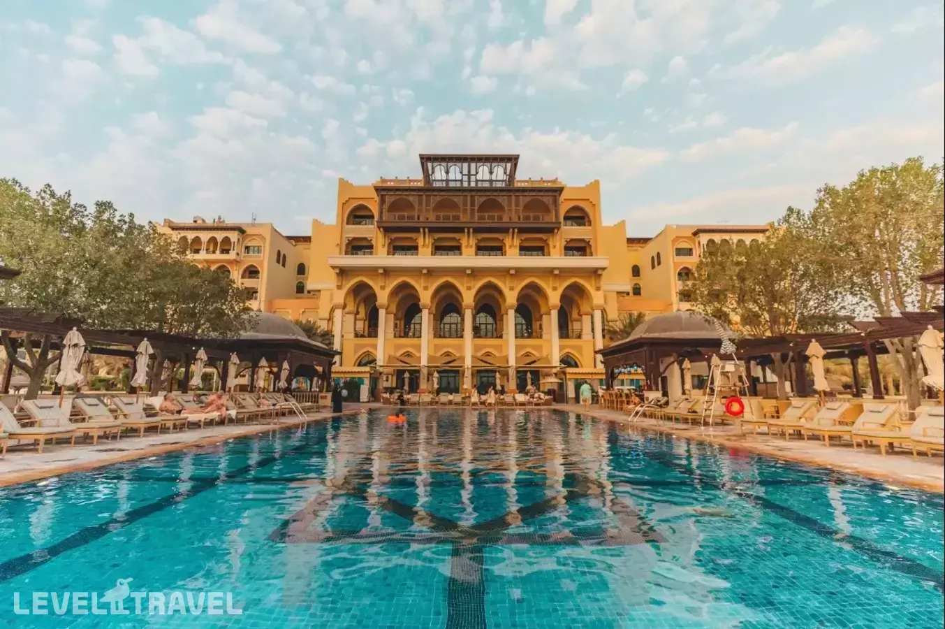 Shangri La Hotel Qaryat Al Beri