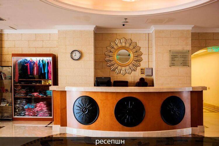Corniche Hotel Sharjah (Ex. Hilton Sharjah, Ex. Al Buhairah)