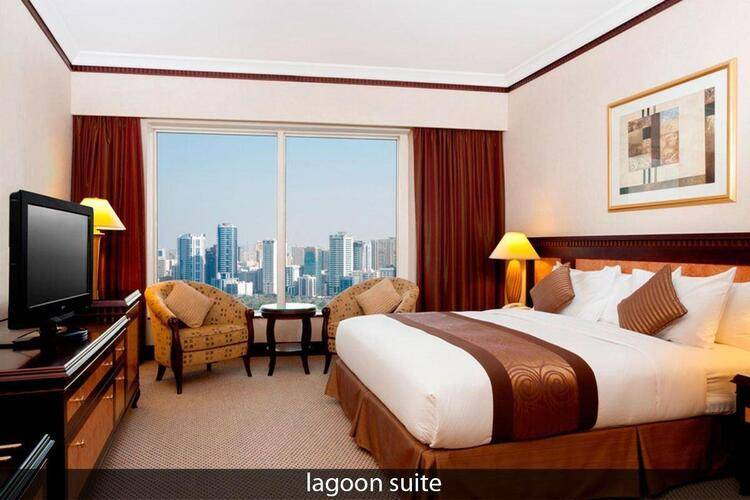 Corniche Hotel Sharjah (Ex. Hilton Sharjah, Ex. Al Buhairah)