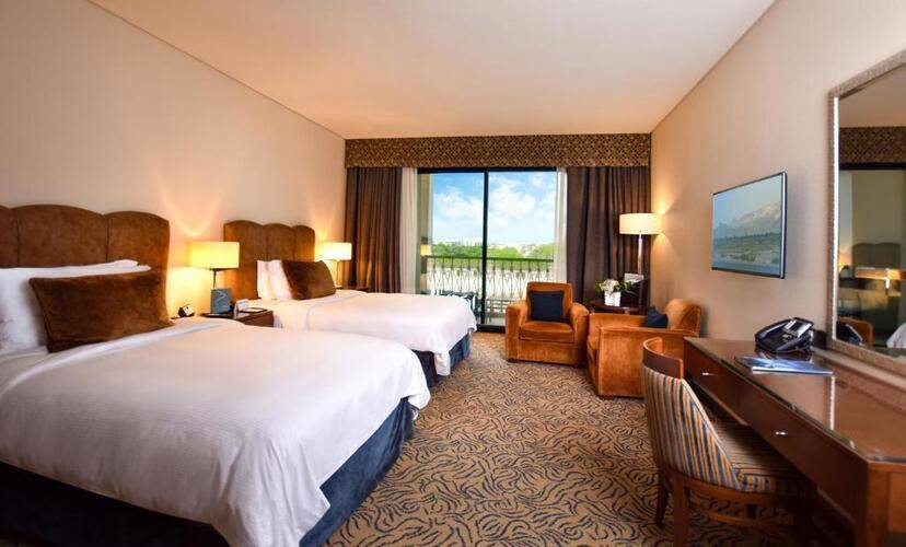 Al Ain Rotana Hotel