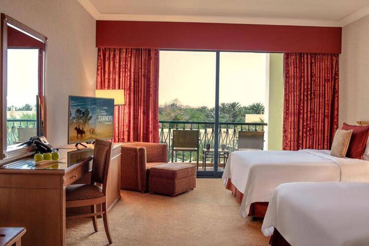 Al Ain Rotana Hotel