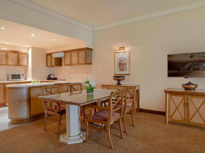Al Ain Rotana Hotel