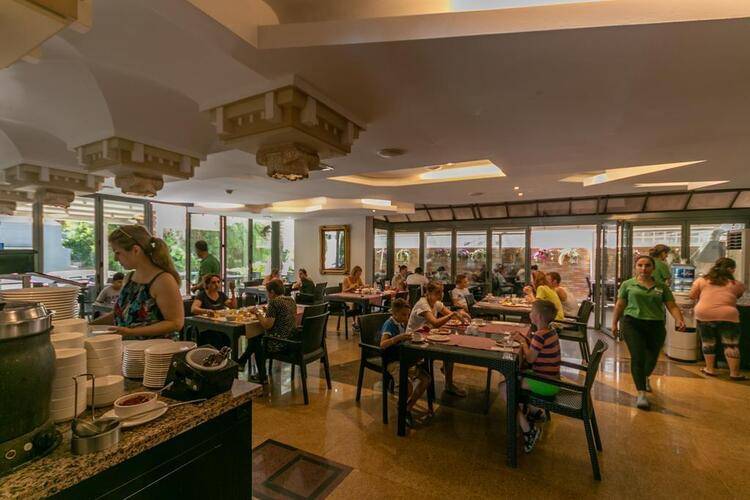 Lara Park Hotel