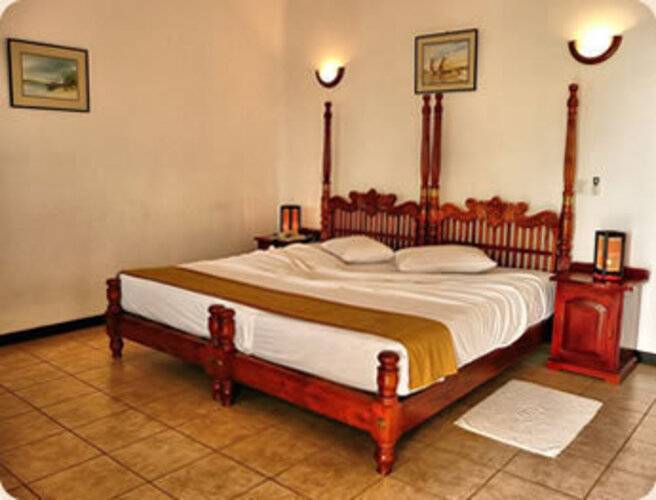 Royal Beach Resort