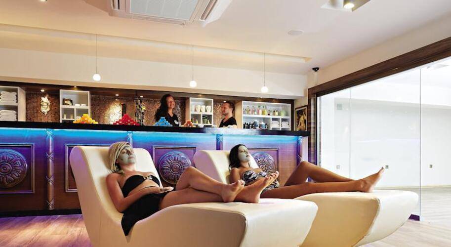 Emre Hotel