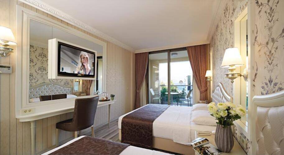 Emre Hotel