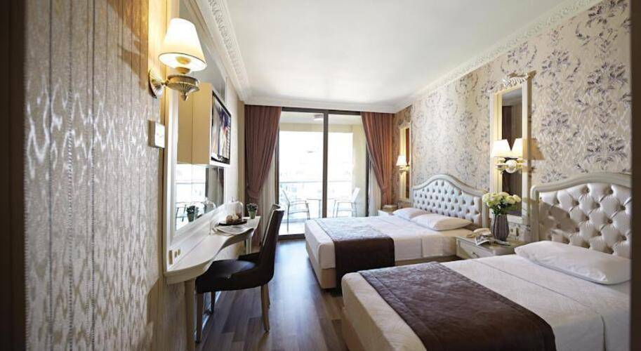 Emre Hotel