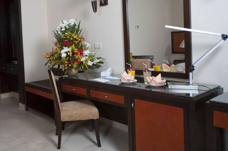 AMC Royal Hotels & Spa (Ex. AMC Royal Resort)