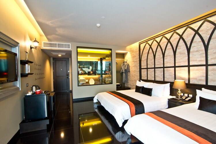 Tsix 5 Hotel