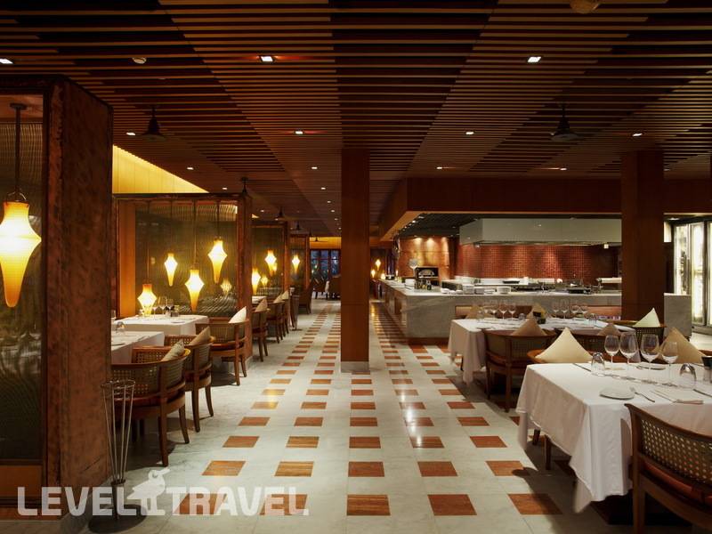 Фотография Centara Grand Beach Resort Phuket