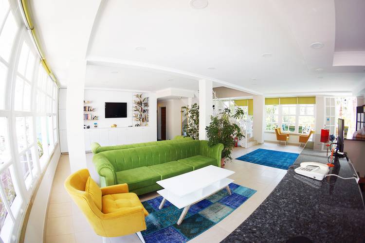 Tonoz Beach Hotel
