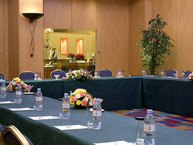 Pullman Dubai City Center Hotel