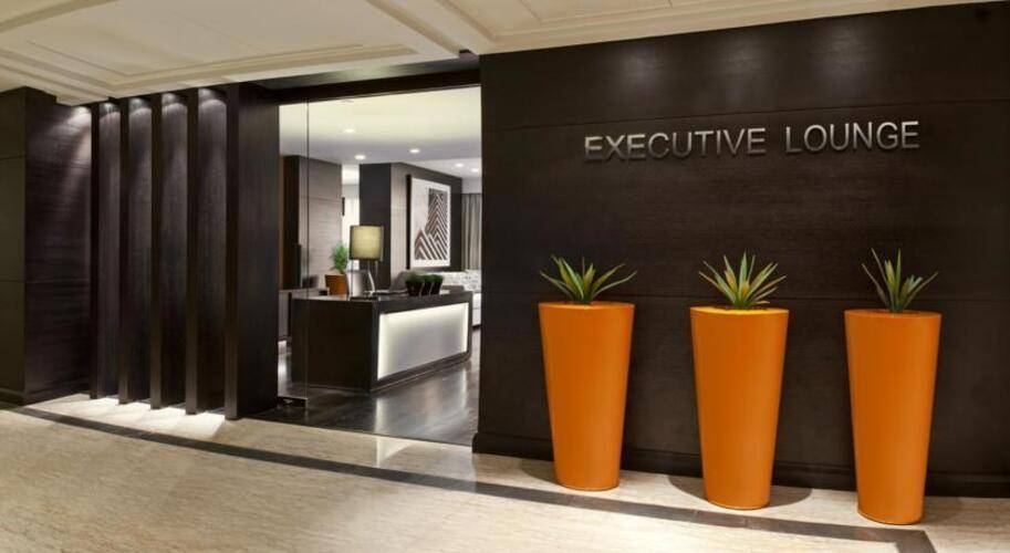 Pullman Dubai City Center Hotel