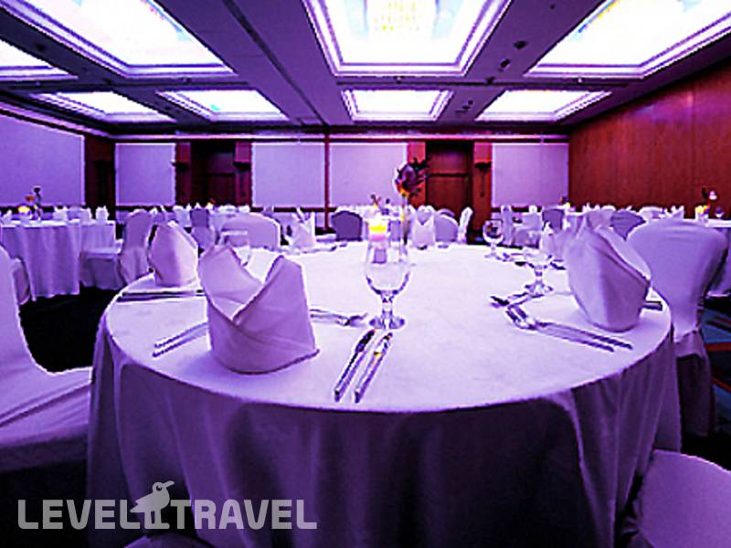 Фотография Pullman Dubai City Center Hotel