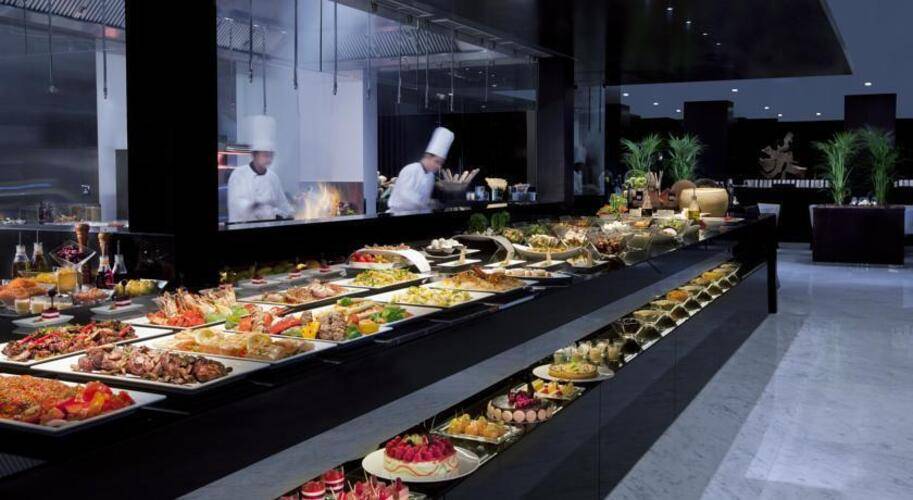 Pullman Dubai City Center Hotel