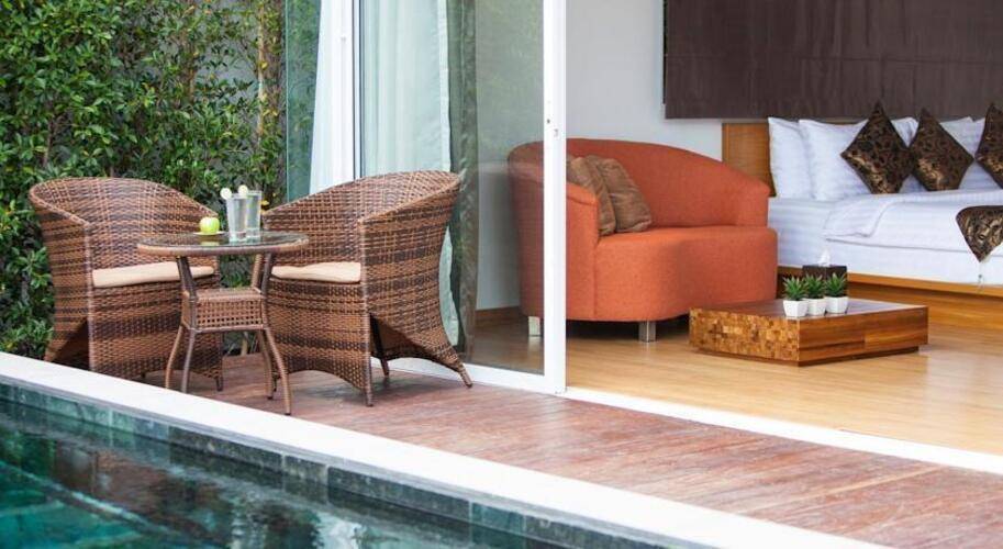 Kc Beach Resort & Pool Villas