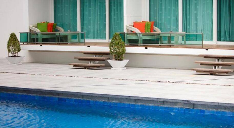 Kc Beach Resort & Pool Villas