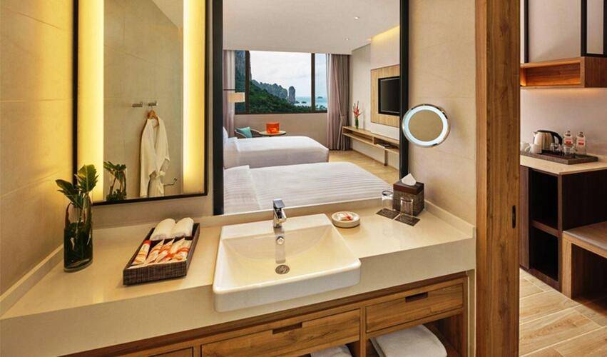 Holiday Inn Resort Krabi Ao Nang Beach (Ex. Dusit D2 Aonang)