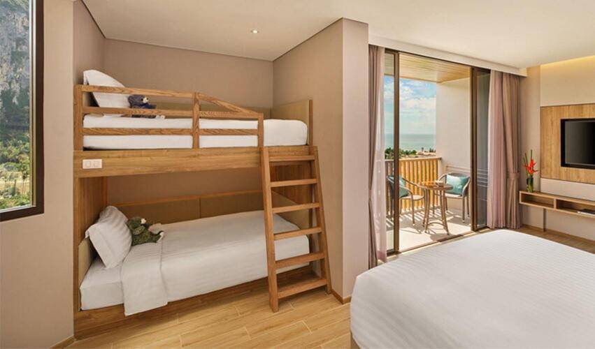 Holiday Inn Resort Krabi Ao Nang Beach (Ex. Dusit D2 Aonang)