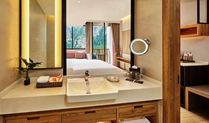 Holiday Inn Resort Krabi Ao Nang Beach (Ex. Dusit D2 Aonang)