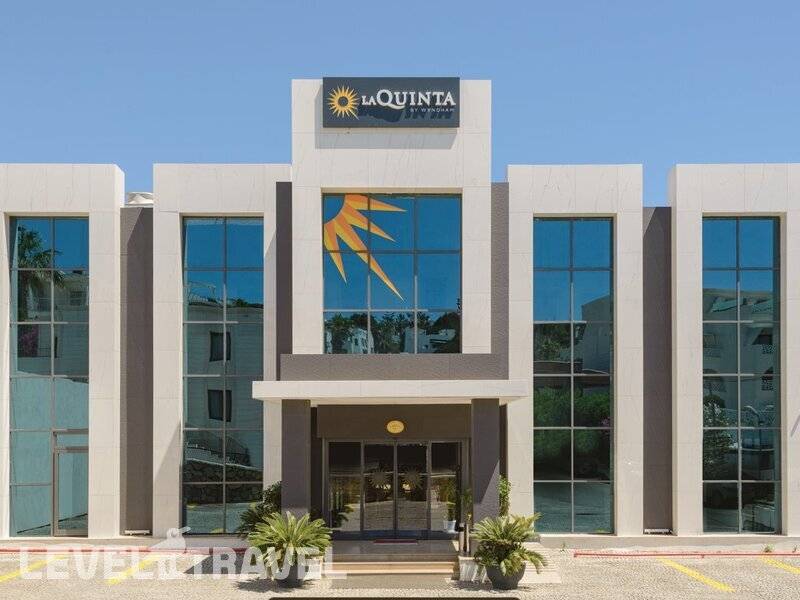 Фотография La Quinta By Wyndham Bodrum (Ex. Mavi Hotel)