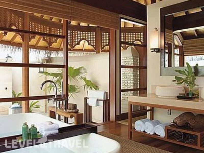 Фотография Four Seasons Resort Maldives Explorer