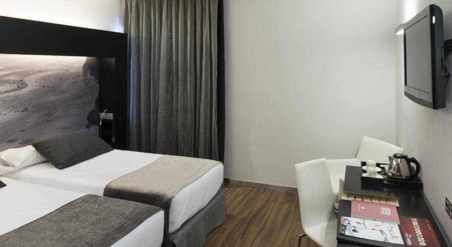 Catalonia Catedral Hotel — фото 30