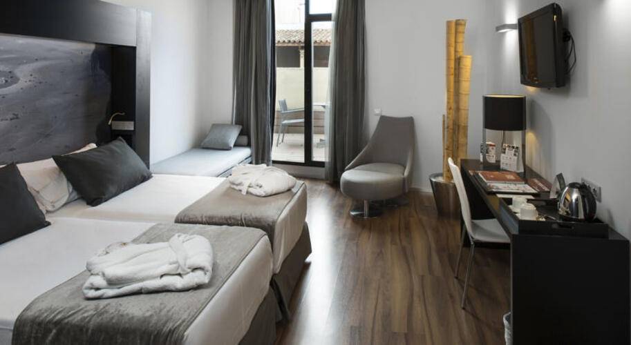 Catalonia Catedral Hotel — фото 28