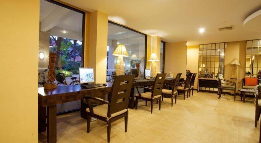 Rawi Warin Resort & Spa