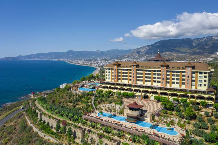 Utopia World Hotel