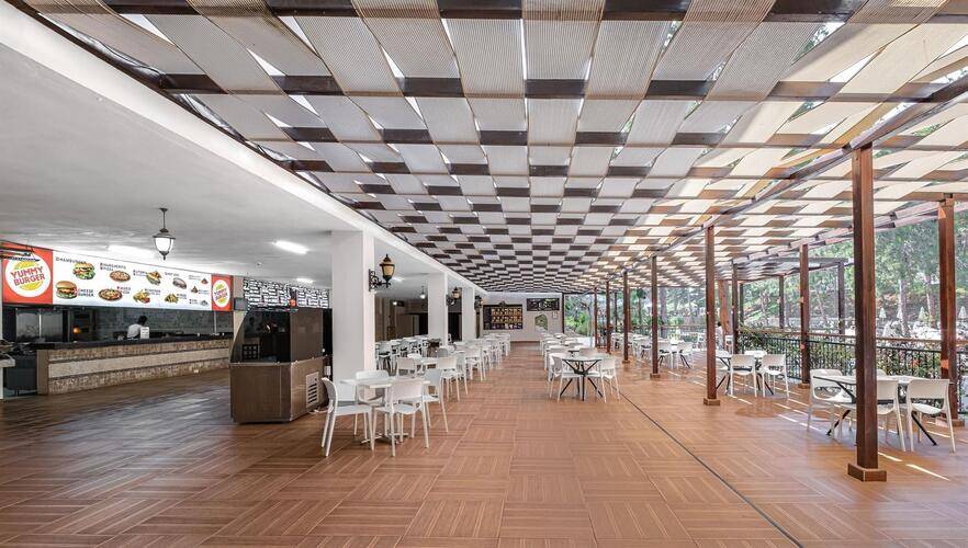 Utopia World Hotel