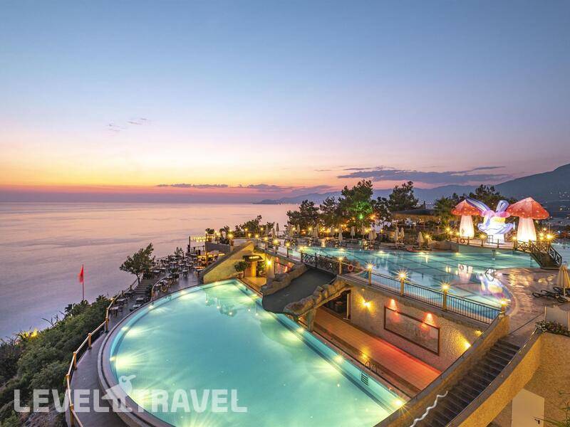 Фотография Utopia World Hotel