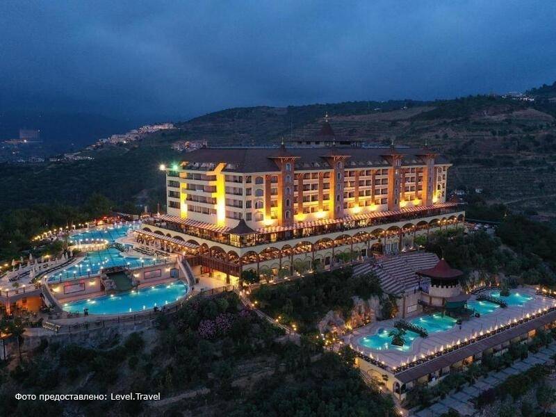 Фотография Utopia World Hotel