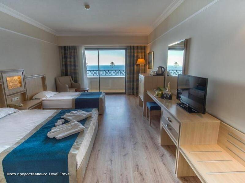 Фотография Utopia World Hotel