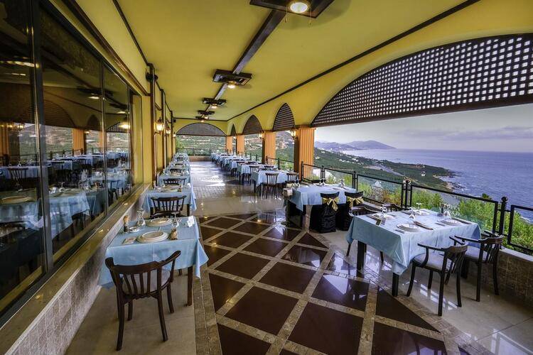 Utopia World Hotel