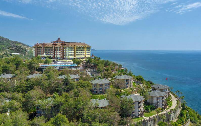 Utopia World Hotel