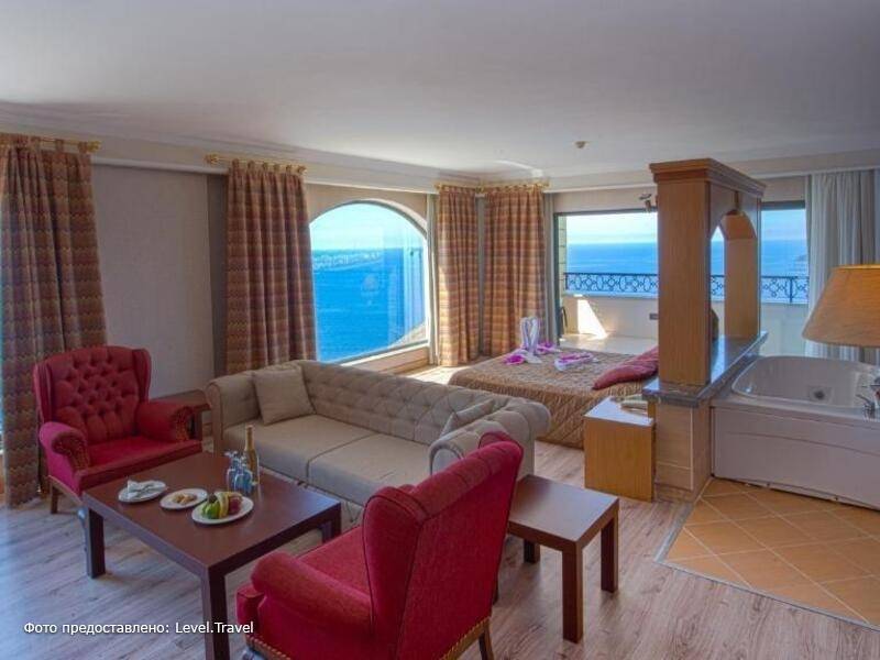 Фотография Utopia World Hotel