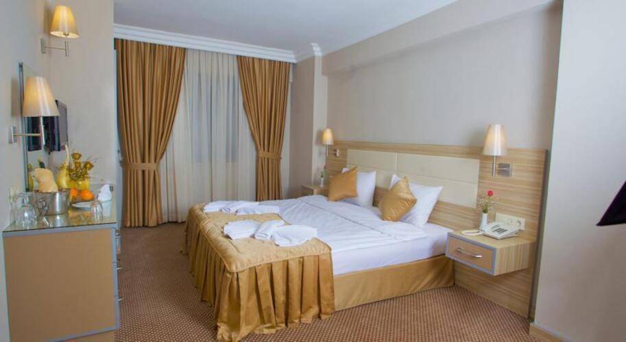 Grand Emin Hotel