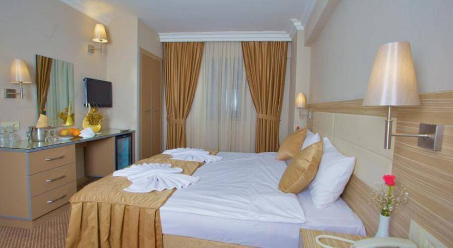 Grand Emin Hotel