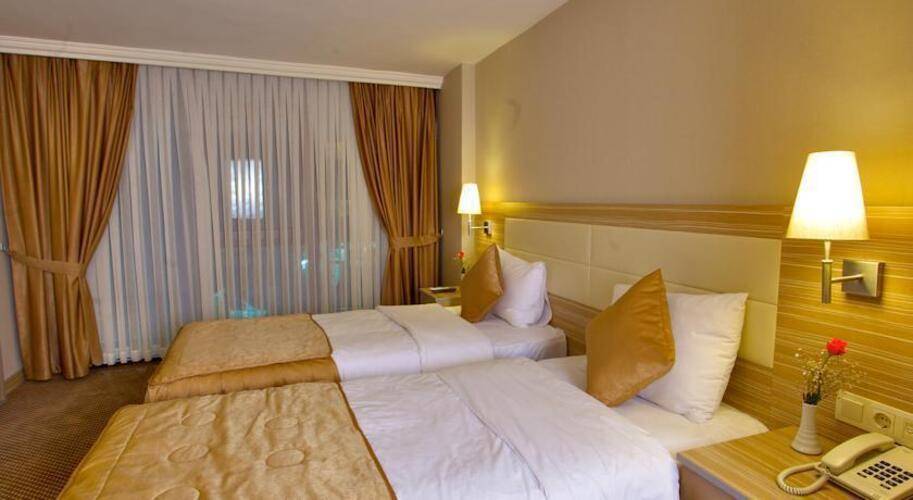 Grand Emin Hotel