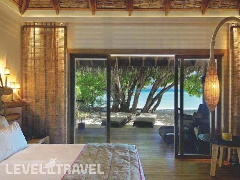 Фотография Constance Moofushi Resort