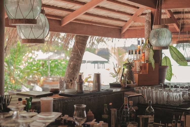 Constance Moofushi Resort