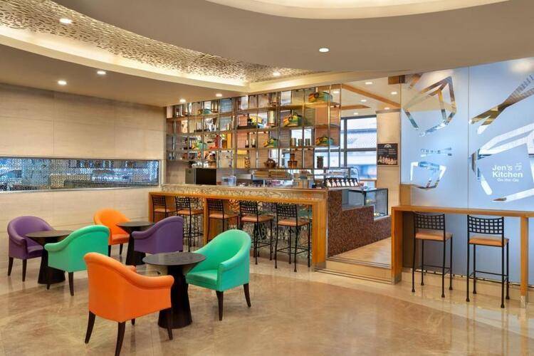 Jen Male Hotel (Ex. Traders)