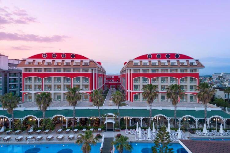 Orange County Resort Hotel Belek (Ex.Maxholiday Hotels Belek,Vera Mare Resort)