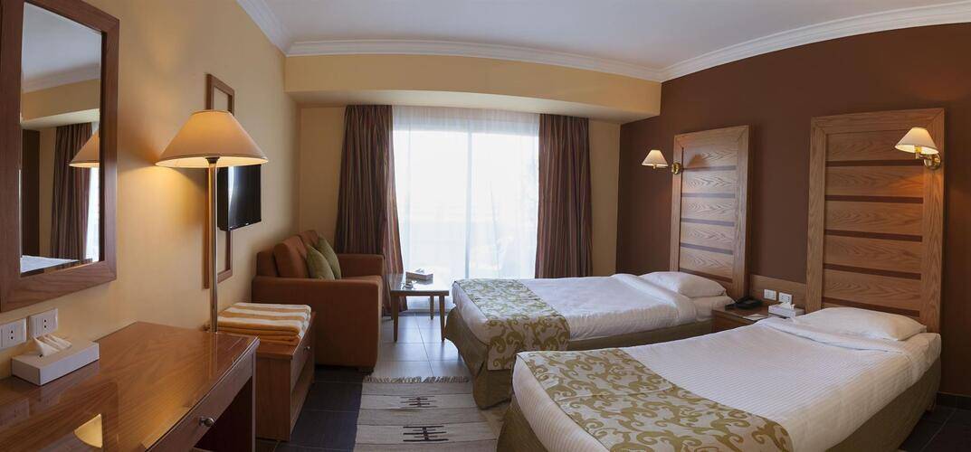 Golden Beach Resort (Ex. Movie Gate Hurghada)
