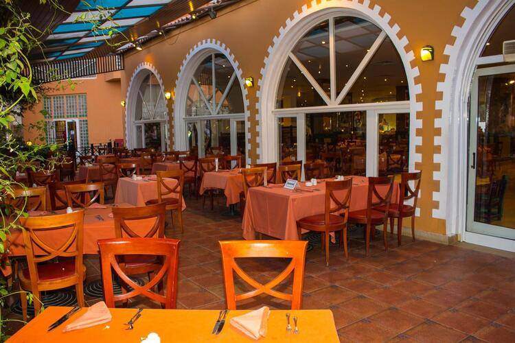 Golden Beach Resort (Ex. Movie Gate Hurghada)