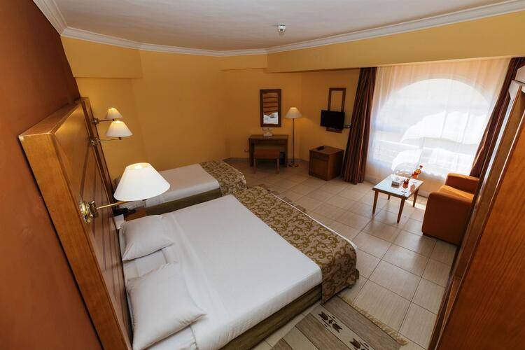 Golden Beach Resort (Ex. Movie Gate Hurghada)