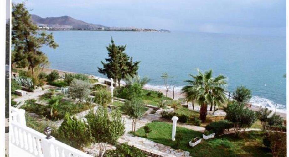Cnt Beach Hotel (Ex.Chronos Beach Hotel Akyarlar)