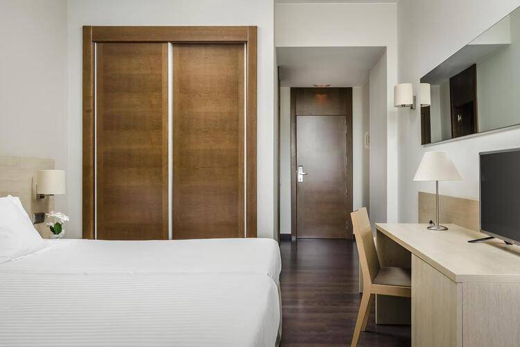 Hotel Exe Barcelona Gate — фото 16