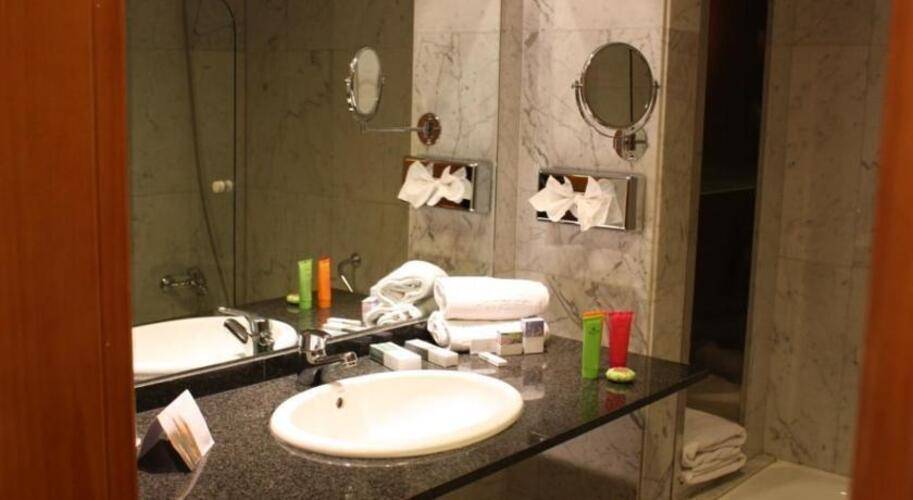 Catalonia Barcelona Beach (Ex. Hesperia Del Mar) — фото 9